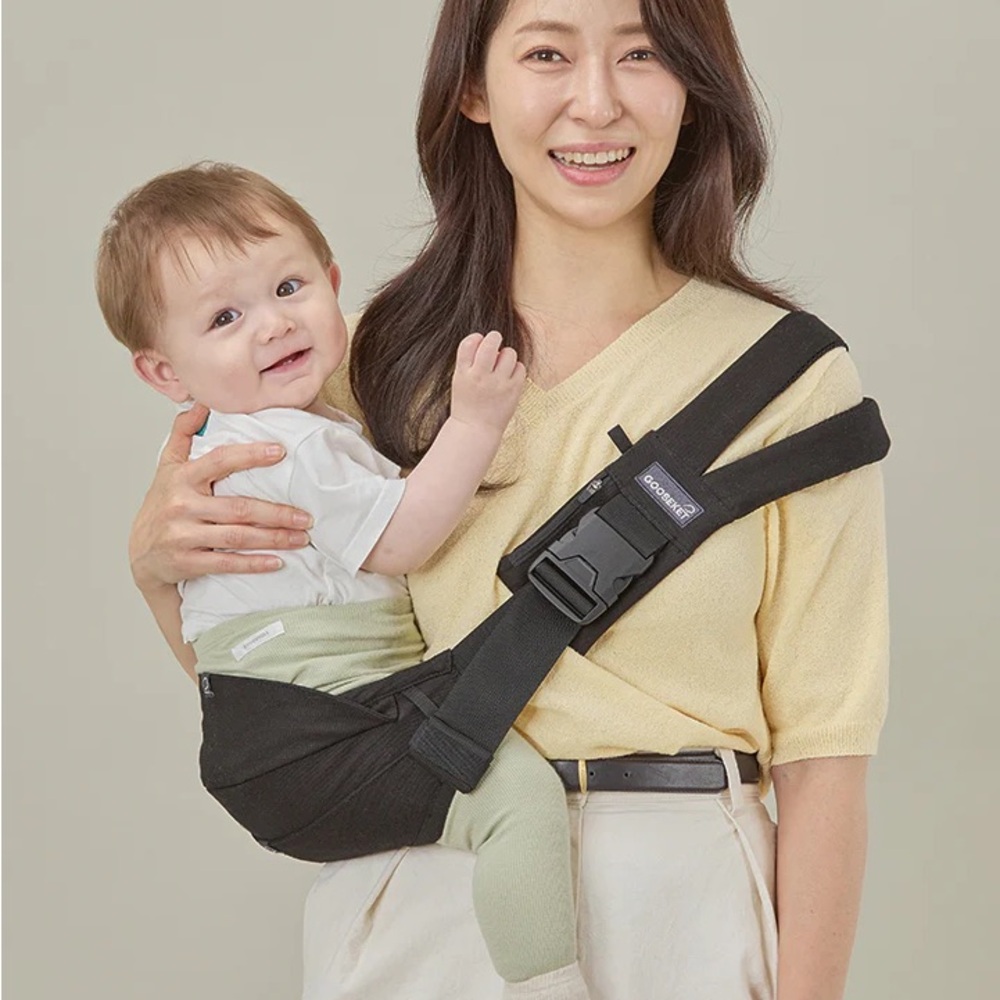 Black Gooseket Baby/Toddler Carrier